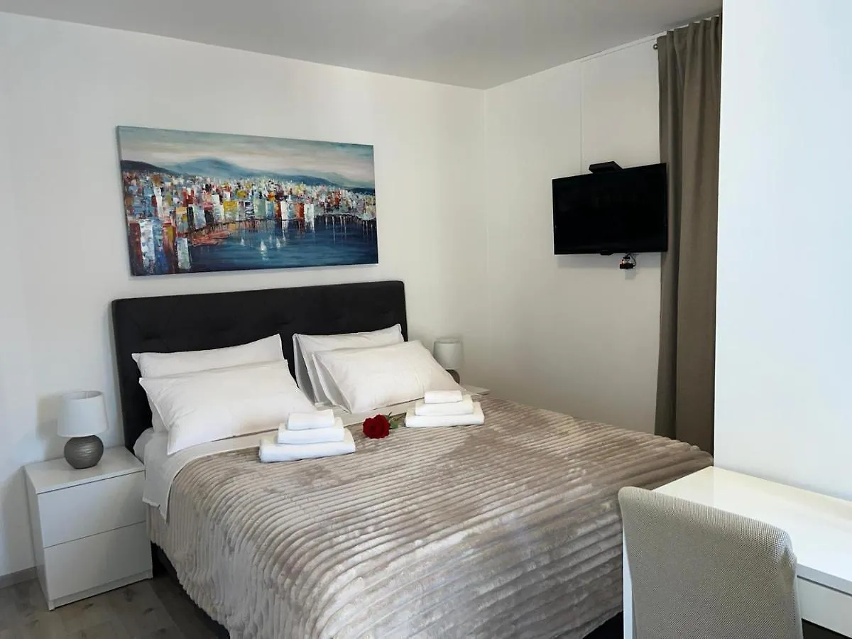 Rooms Marija Split 3*,  Kroatien